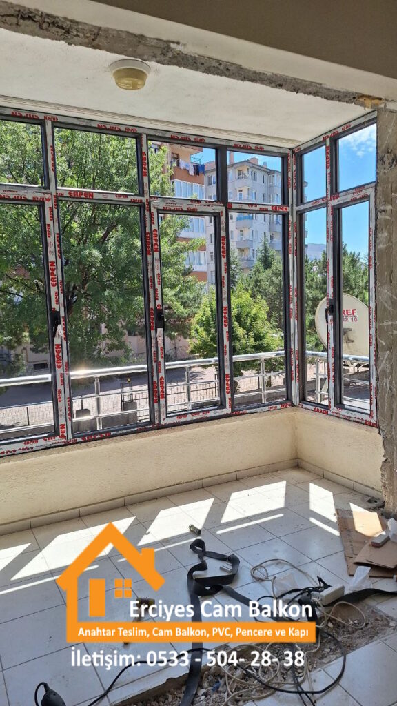 Antrasit Gri PVC Balkon Uygulamamız (Erpen 82’lik)